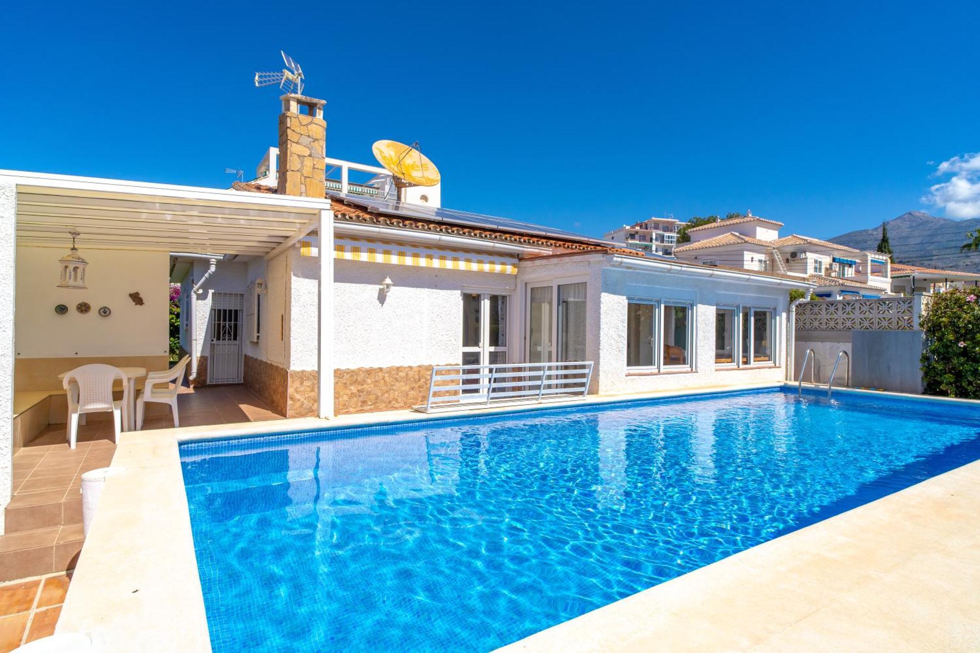 Villa Sevilla Casasol Nerja Buitenkant foto