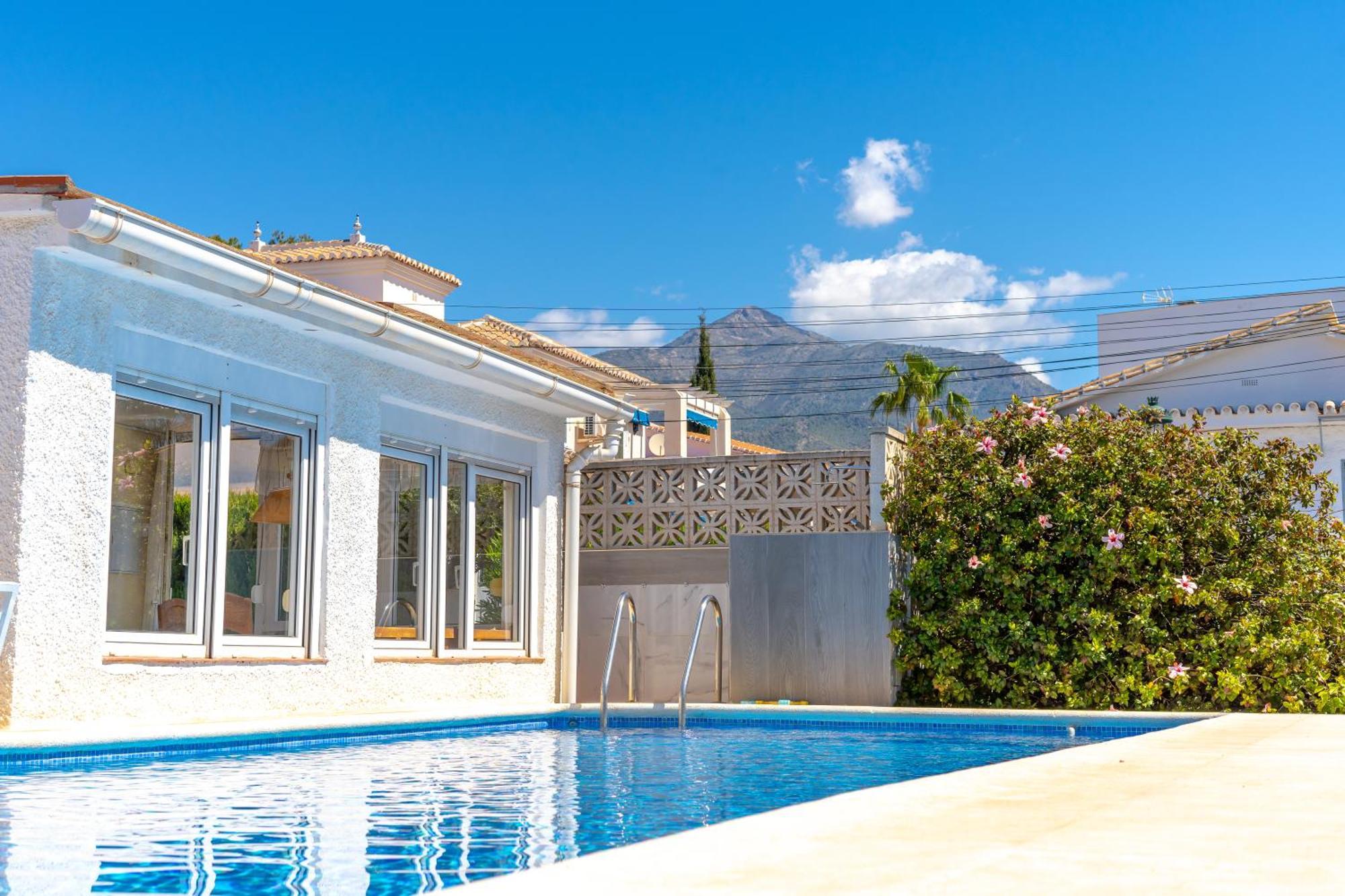 Villa Sevilla Casasol Nerja Buitenkant foto